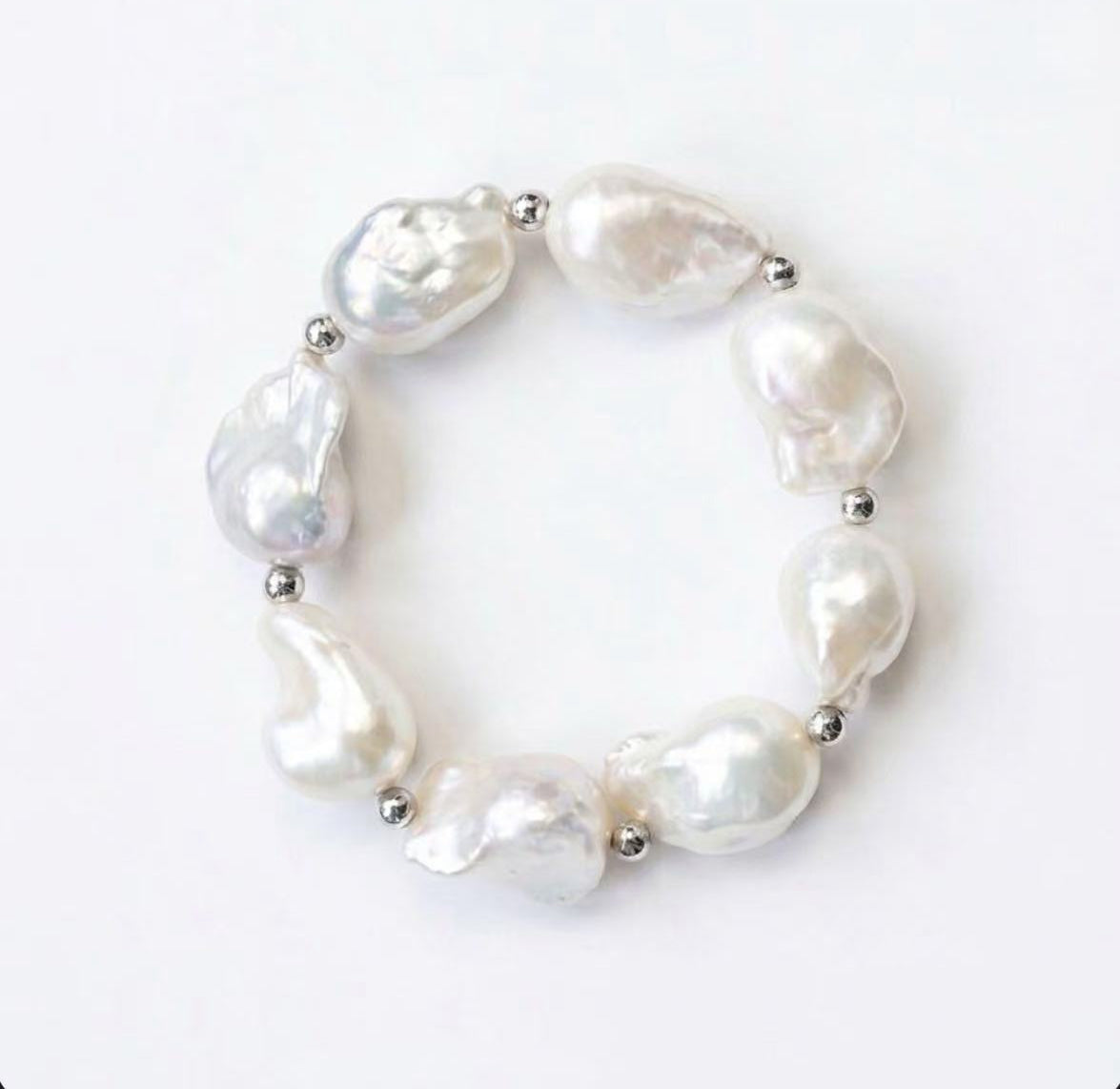 Oversized Baroque Pearl Bracelet – Natural 22–24mm Statement Piece