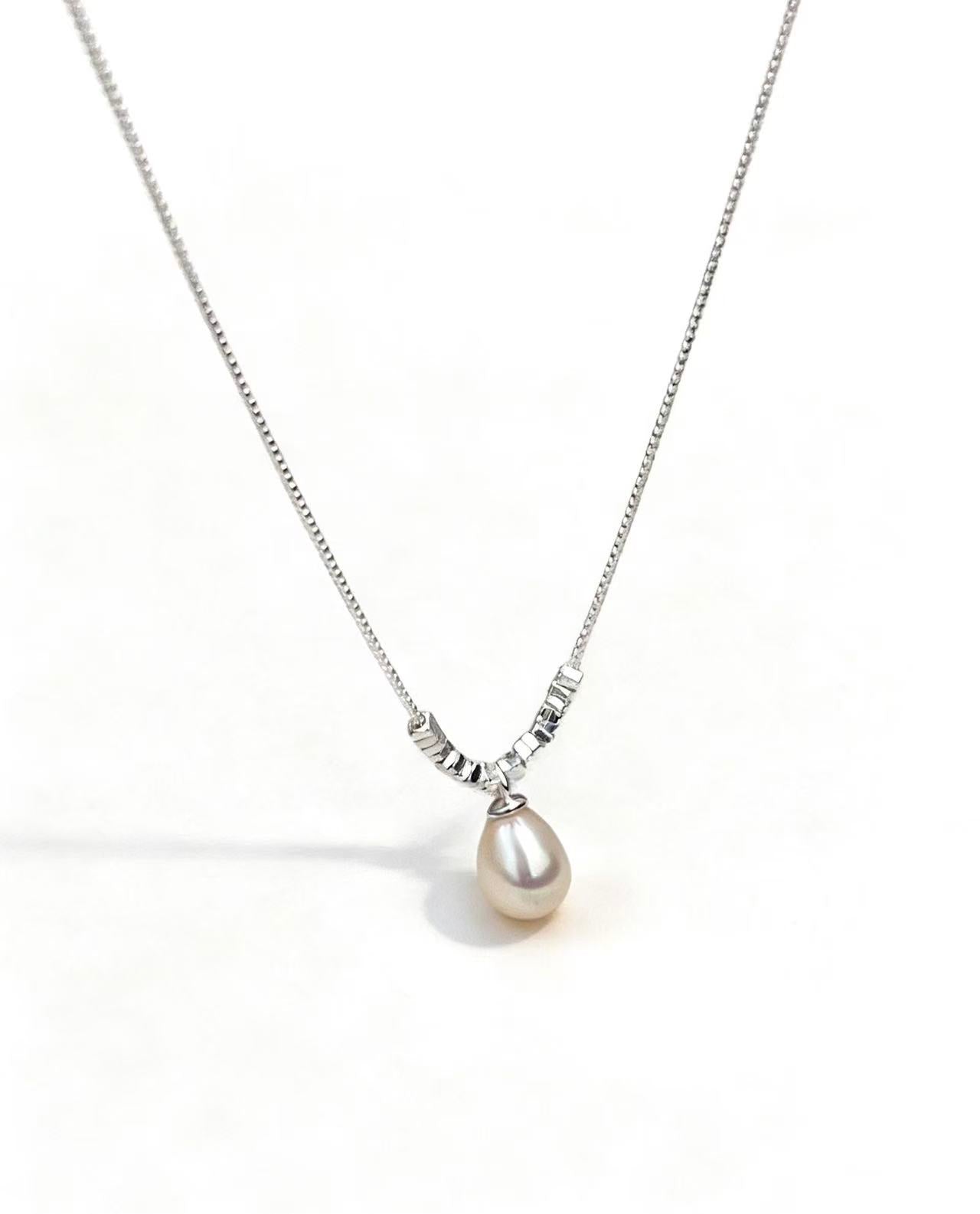 Natural Freshwater Pearl Necklace – 925 Sterling Silver Minimal Pendant