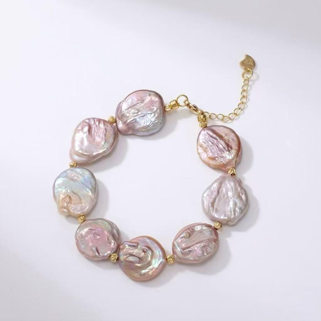 Flat Baroque Pearl Bracelet – Freshwater Pearl, 18K Gold Plated (White / Lavender)