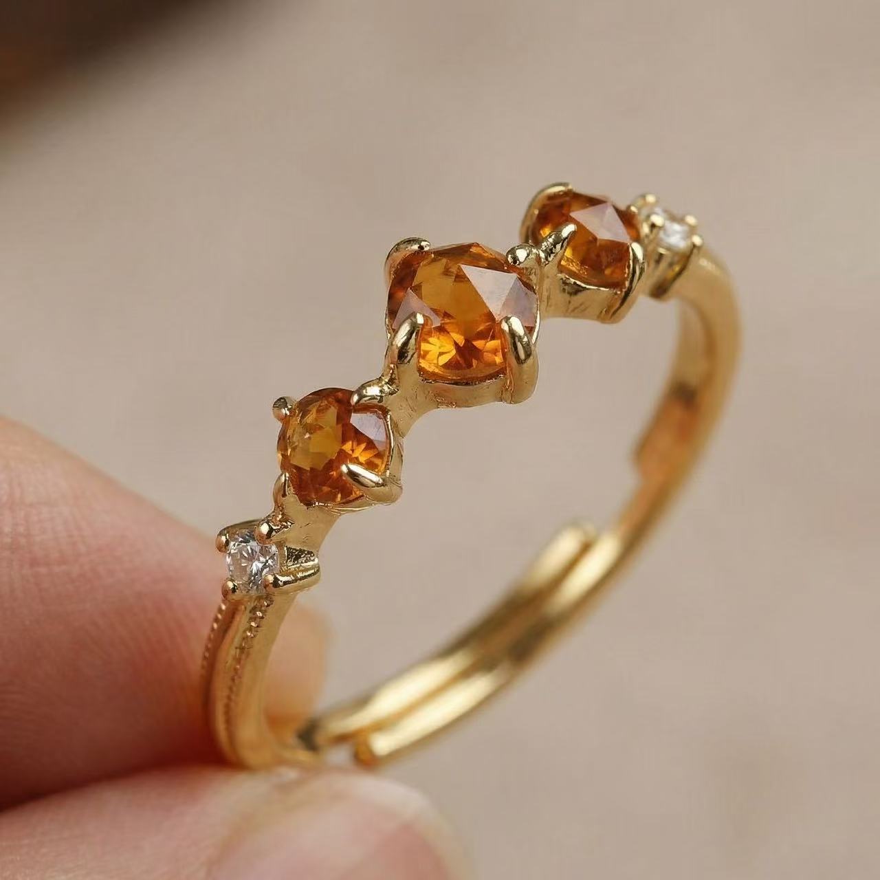 Adjustable Gold Ring for Women – Vintage Amber Inspired, Dainty Stacking Ring