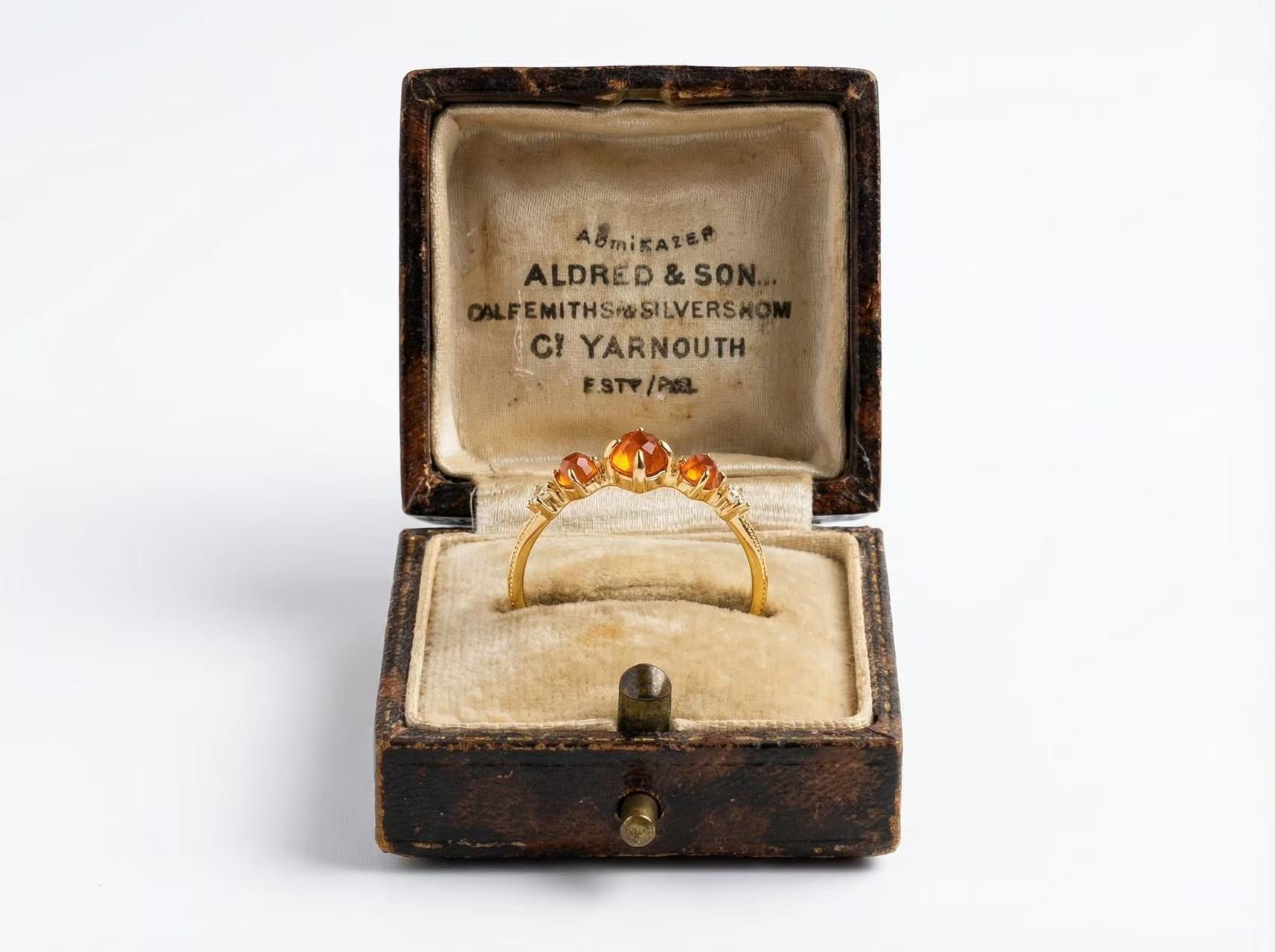 Adjustable Gold Ring for Women – Vintage Amber Inspired, Dainty Stacking Ring