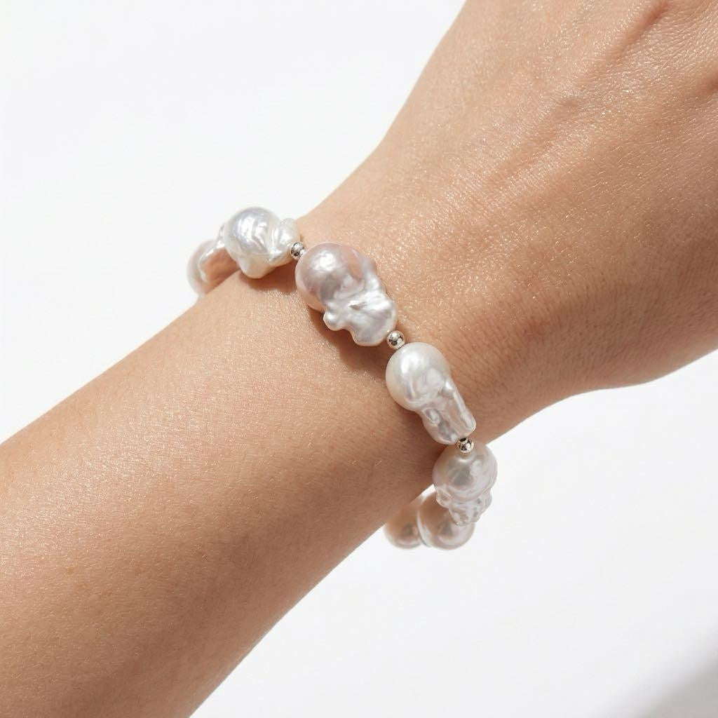 Oversized Baroque Pearl Bracelet – Natural 22–24mm Statement Piece