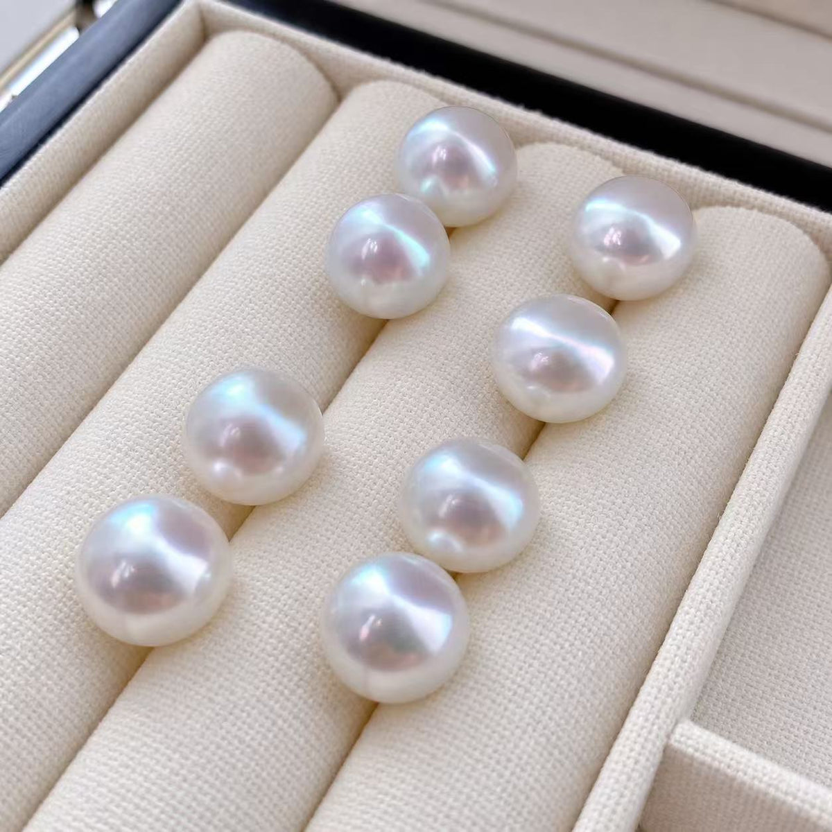 Freshwater Pearl Jewellery Set | 10–11mm Button Studs & 7.5–8.5mm Necklace
