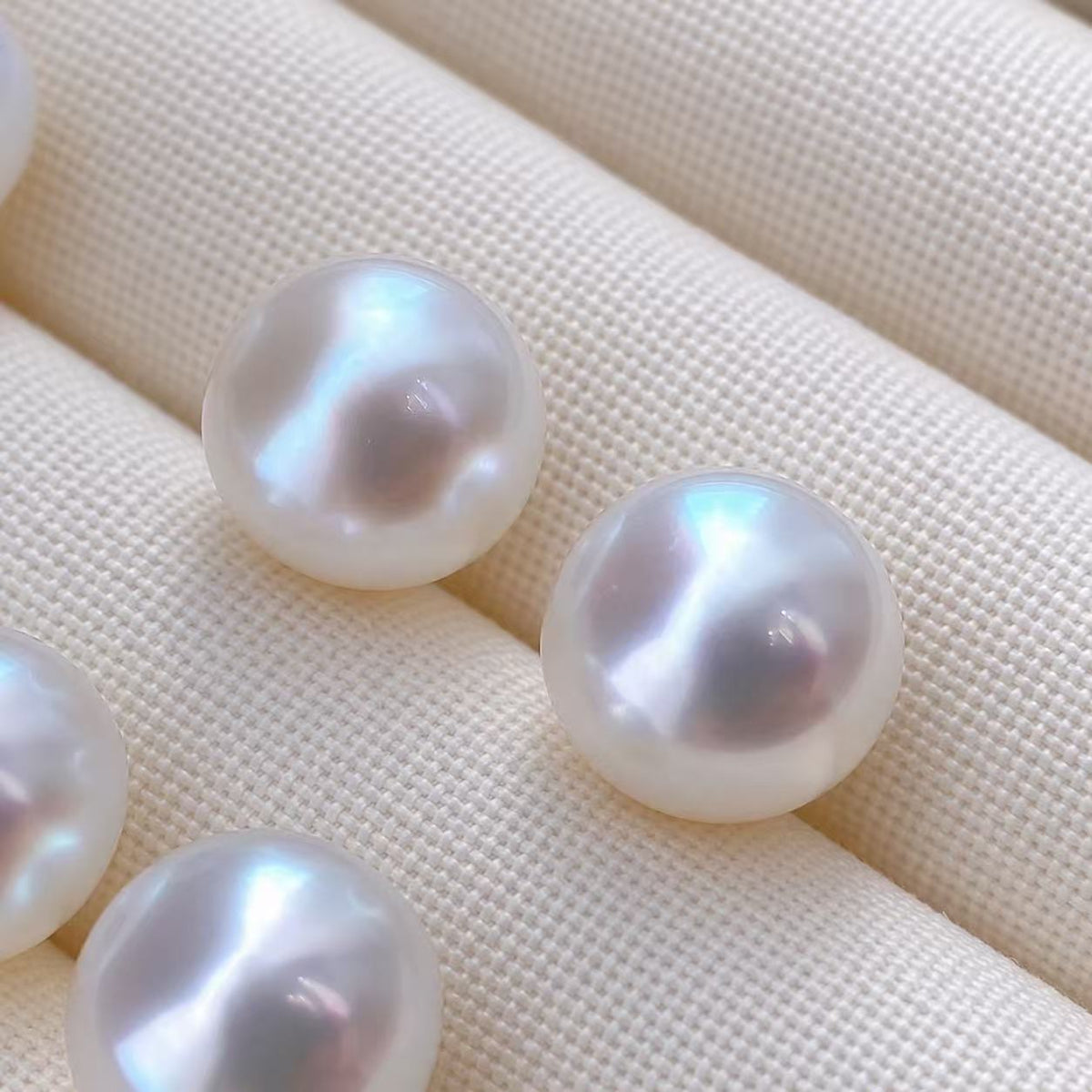 Freshwater Pearl Jewellery Set | 10–11mm Button Studs & 7.5–8.5mm Necklace