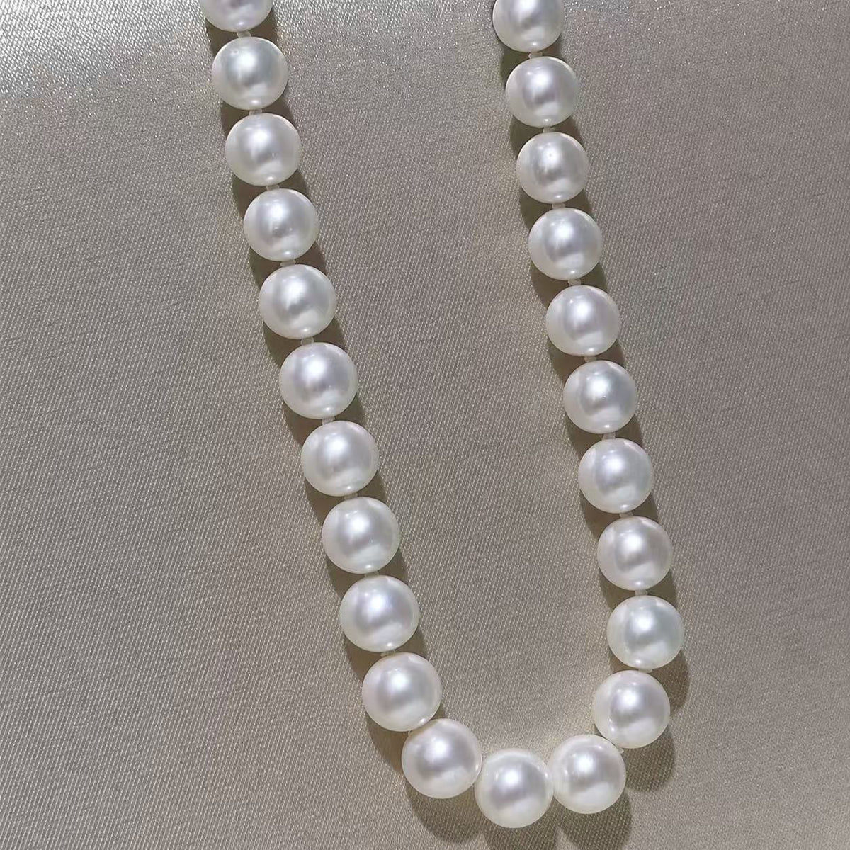 Freshwater Pearl Jewellery Set | 10–11mm Button Studs & 9–10mm Necklace
